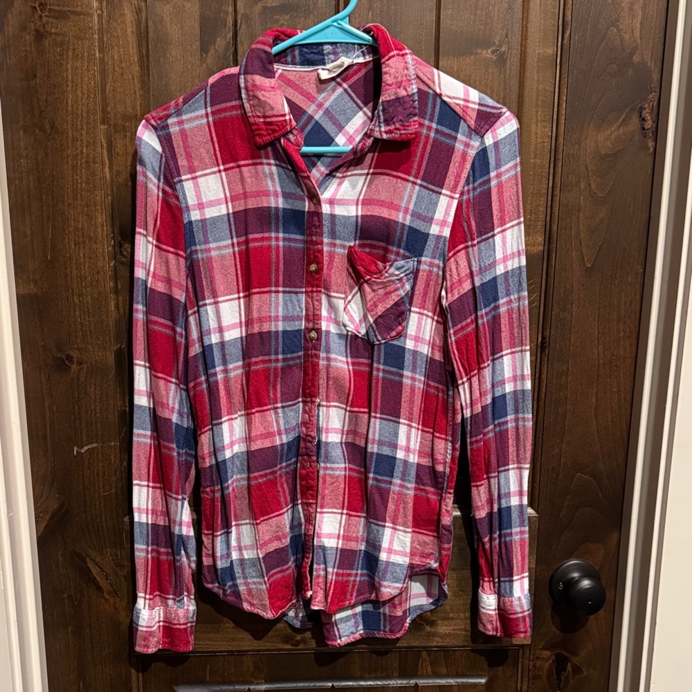Aeropostale Red and Blue Plaid Button Down Shirt